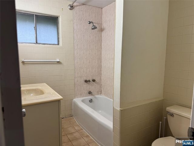 12 Clark Avenue 2, Rutherford, NJ 07070