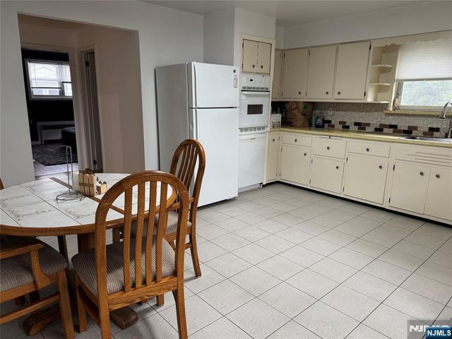 12 Clark Avenue 2, Rutherford, NJ 07070