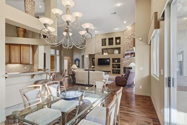 10009 Sienna Peak Court, Las Vegas, NV 89144