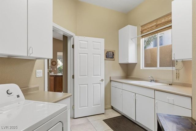 10009 Sienna Peak Court, Las Vegas, NV 89144