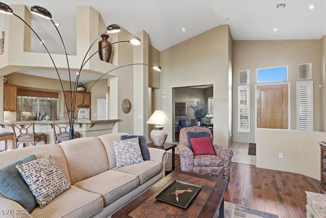 10009 Sienna Peak Court, Las Vegas, NV 89144