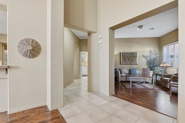 10009 Sienna Peak Court, Las Vegas, NV 89144