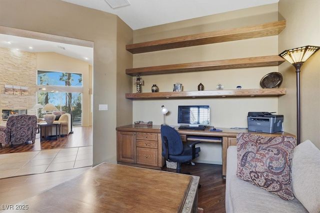 10009 Sienna Peak Court, Las Vegas, NV 89144