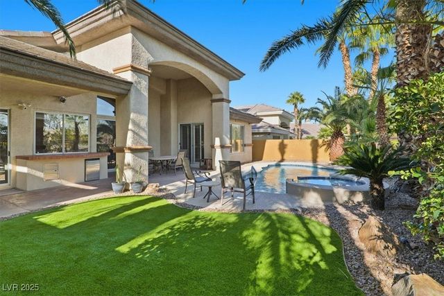 10009 Sienna Peak Court, Las Vegas, NV 89144