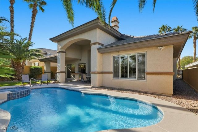 10009 Sienna Peak Court, Las Vegas, NV 89144