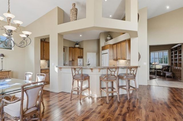 10009 Sienna Peak Court, Las Vegas, NV 89144