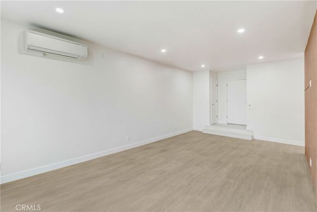 1927 Pelham Avenue 4, Los Angeles, CA 90025