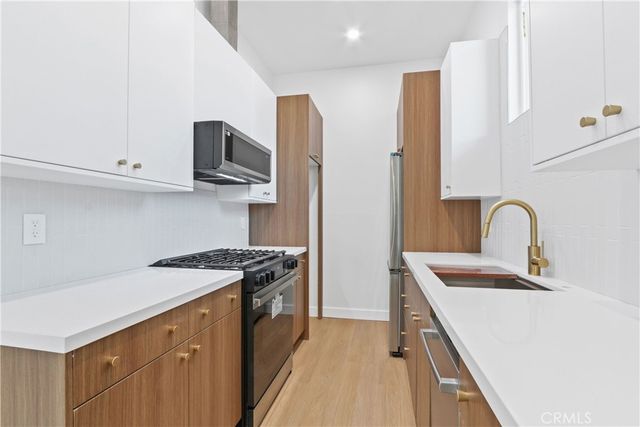 1927 Pelham Avenue 4, Los Angeles, CA 90025