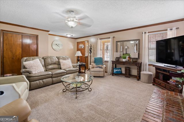 112 Allison Circle, Carrollton, GA 30117