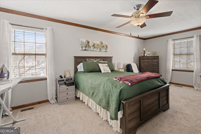 112 Allison Circle, Carrollton, GA 30117