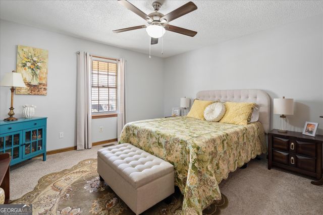 112 Allison Circle, Carrollton, GA 30117