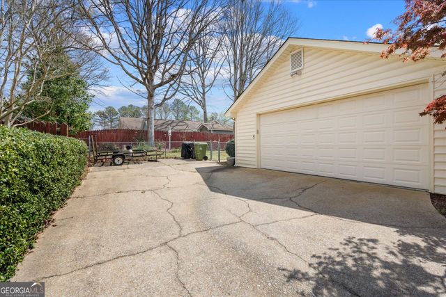 112 Allison Circle, Carrollton, GA 30117