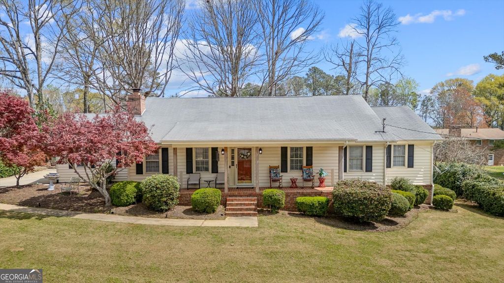 112 Allison Circle, Carrollton, GA 30117