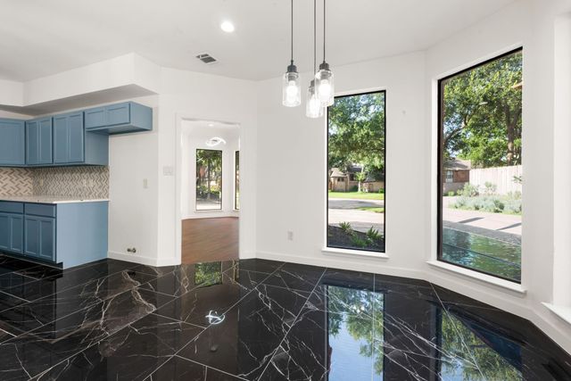 13806 Wilde Forest Court, Sugar Land, TX 77498