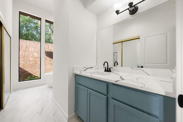 13806 Wilde Forest Court, Sugar Land, TX 77498