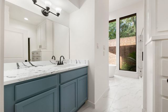 13806 Wilde Forest Court, Sugar Land, TX 77498