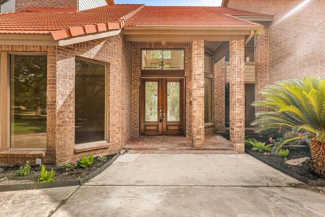 13806 Wilde Forest Court, Sugar Land, TX 77498
