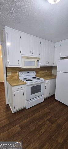 132 Johnson Drive, Canton, GA 30115