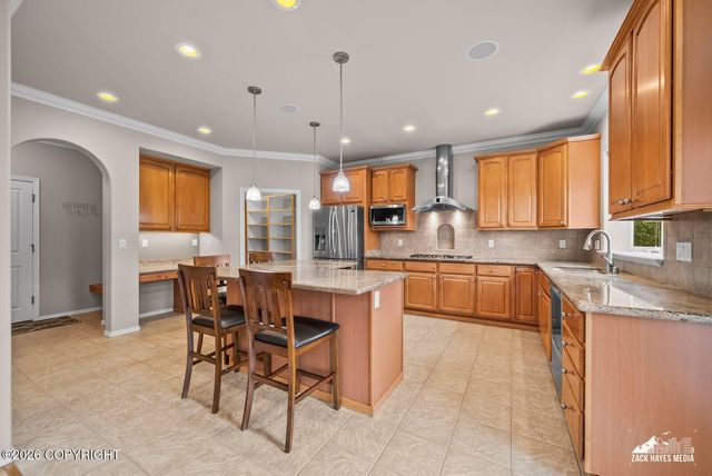 16220 Noble Point Drive, Anchorage, AK 99516