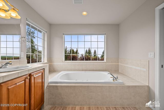 16220 Noble Point Drive, Anchorage, AK 99516