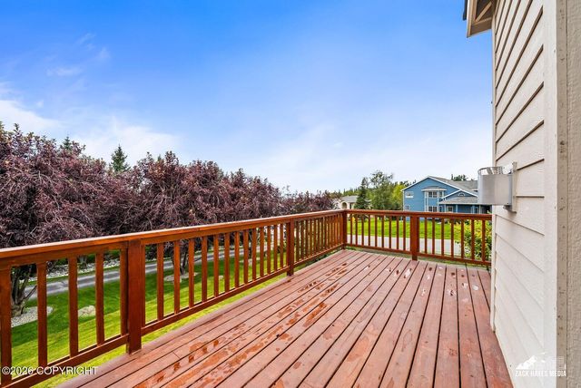 16220 Noble Point Drive, Anchorage, AK 99516