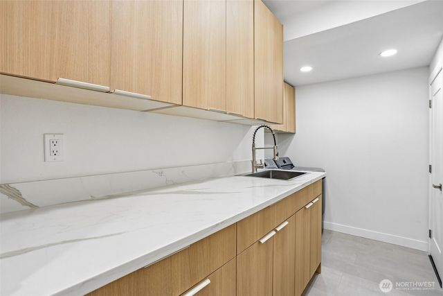 1318 Lake Washington Boulevard S, Seattle, WA 98144