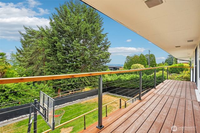 1318 Lake Washington Boulevard S, Seattle, WA 98144