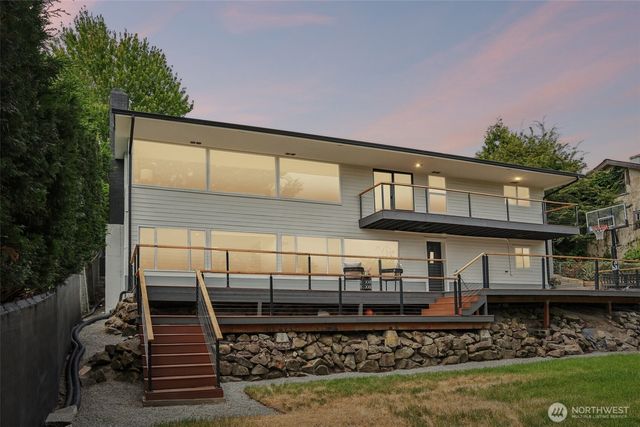 1318 Lake Washington Boulevard S, Seattle, WA 98144
