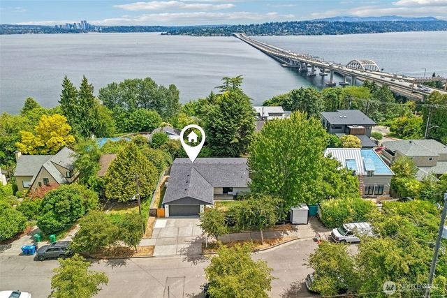 1318 Lake Washington Boulevard S, Seattle, WA 98144