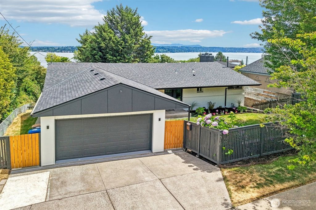 1318 Lake Washington Boulevard S, Seattle, WA 98144