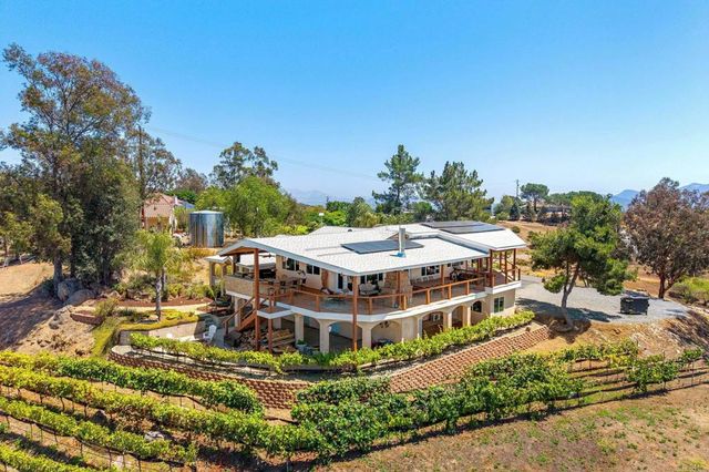 18759 Rangeland Road, Ramona, CA 92065