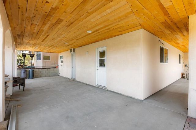 18759 Rangeland Road, Ramona, CA 92065