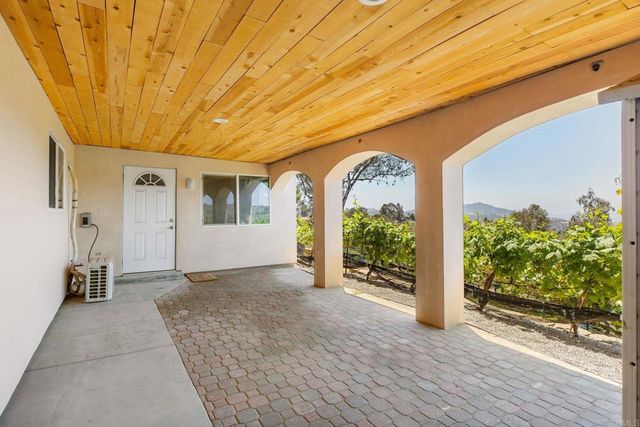 18759 Rangeland Road, Ramona, CA 92065