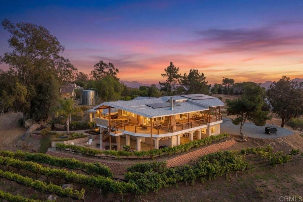 18759 Rangeland Road, Ramona, CA 92065