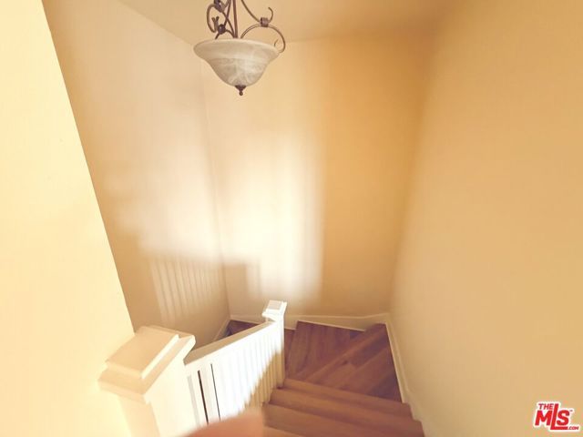 1573 W 30th Street, Los Angeles, CA 90007