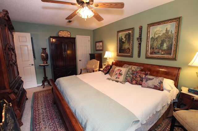 6619 Schooner Bay Lane, Hixson, TN 37343