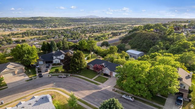 6265 S 2225 E, South Ogden, UT 84403