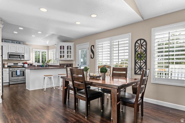6265 S 2225 E, South Ogden, UT 84403