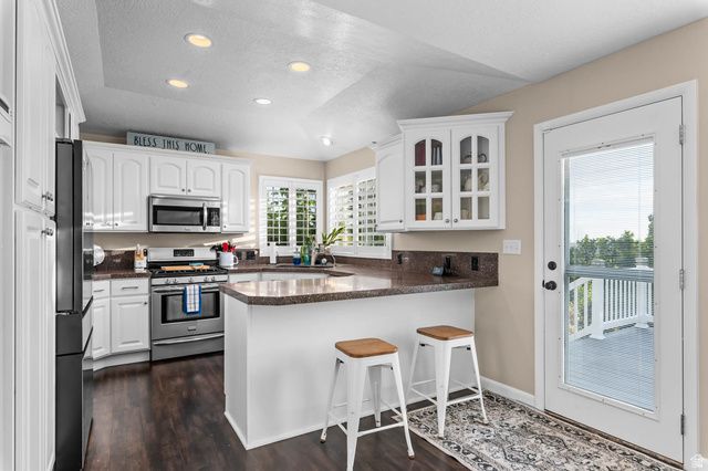6265 S 2225 E, South Ogden, UT 84403