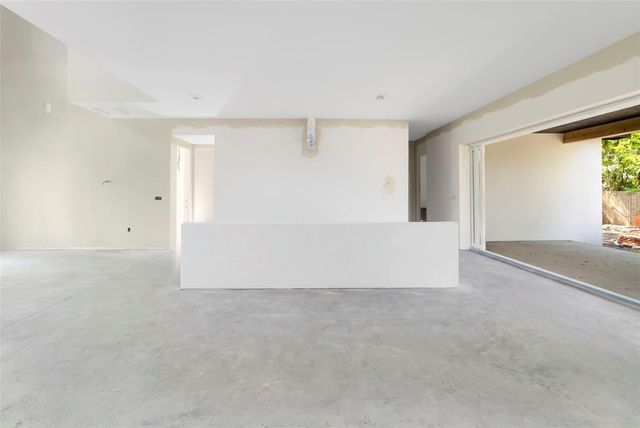 2114 FLOYD STREET, Sarasota, FL 34239