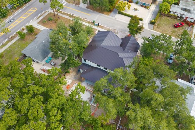 2114 FLOYD STREET, Sarasota, FL 34239