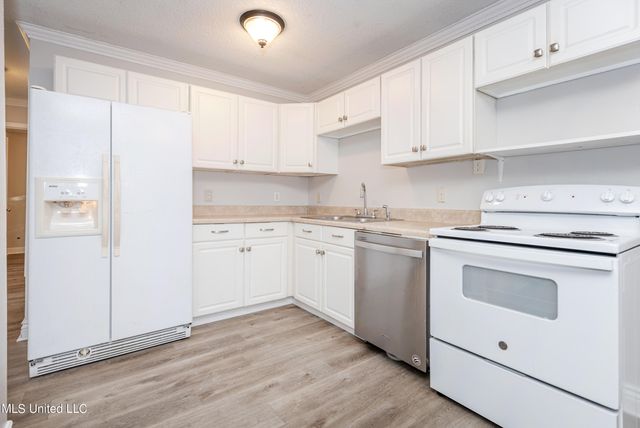 2314 14th Street, Pascagoula, MS 39567