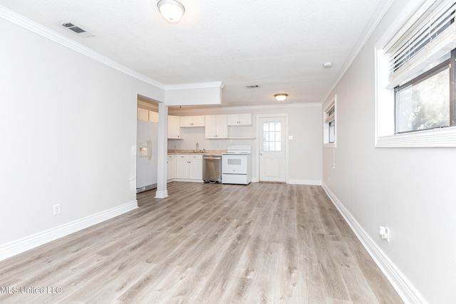 2314 14th Street, Pascagoula, MS 39567