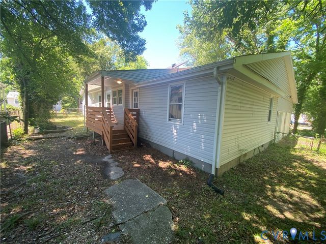 431 S 18th Ave, Hopewell, VA 23860