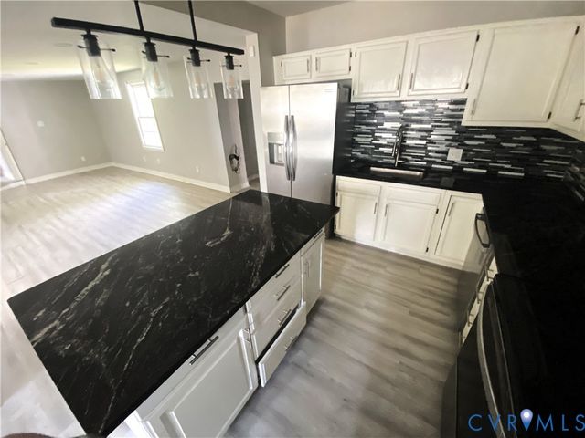 431 S 18th Ave, Hopewell, VA 23860