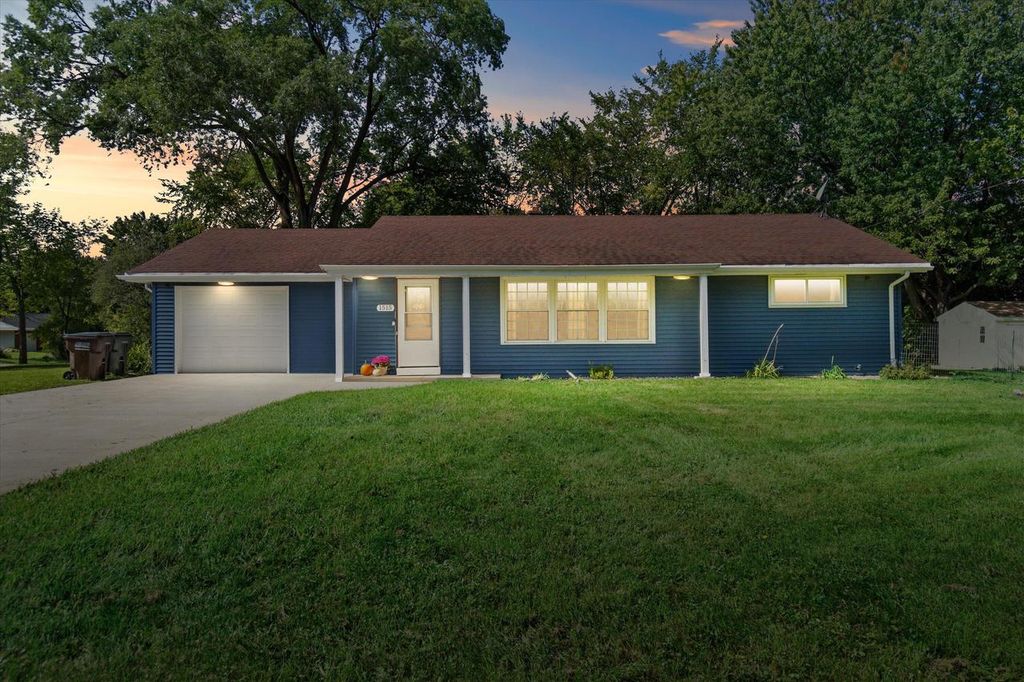1515 S Sunny Slope ROAD, New Berlin, WI 53151
