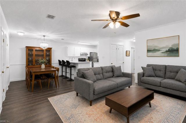 100 Windsor Ln Apt D, Williamsburg, VA 23185