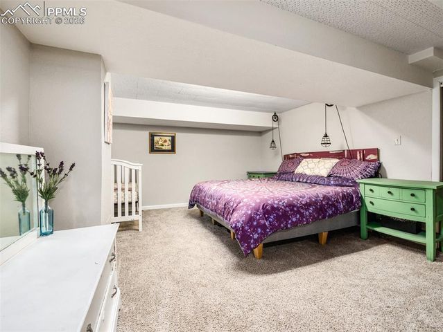 2932 8th Avenue, Pueblo, CO 81008