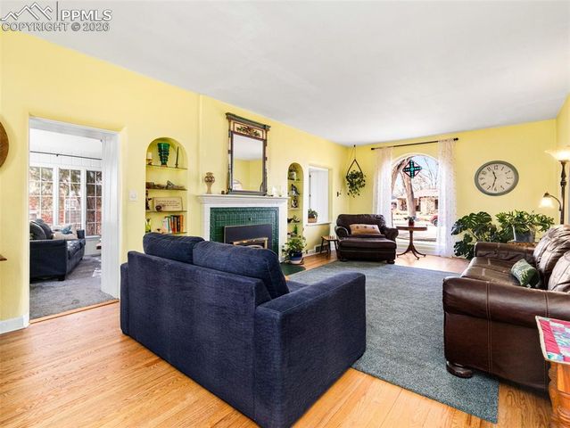 2932 8th Avenue, Pueblo, CO 81008