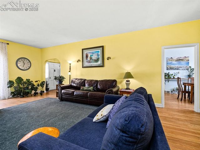 2932 8th Avenue, Pueblo, CO 81008